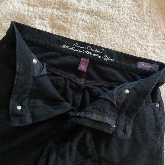 Gloria Vanderbilt | Amanda Jeans - Picture 4 of 7